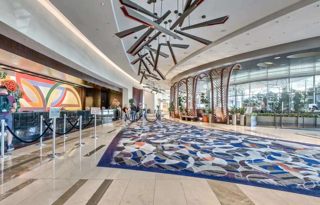 Gorgeous Suite Vdara 22Nd Flr - Pool View - Free Valet Λας Βέγκας Εξωτερικό φωτογραφία